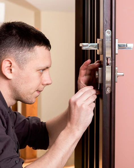: Professional Locksmith For Commercial And Residential Locksmith Services in Norco, CA