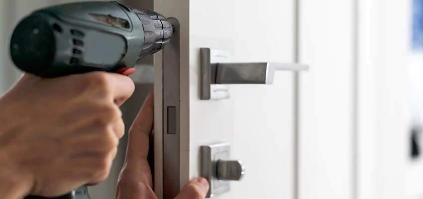 Locksmith For Lock Replacement Near Me in Norco, CA