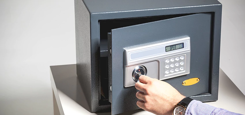 Jewelry Safe Unlocking Service in Norco, California
